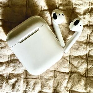 Apple AirPod